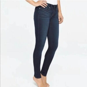 Yummie Women's Size 31 Dark Washed Blue Super Skinny Jeans